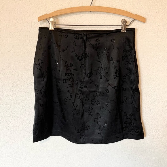Vintage 90s Y2K black glitter floral mini skirt - Picture 3 of 4